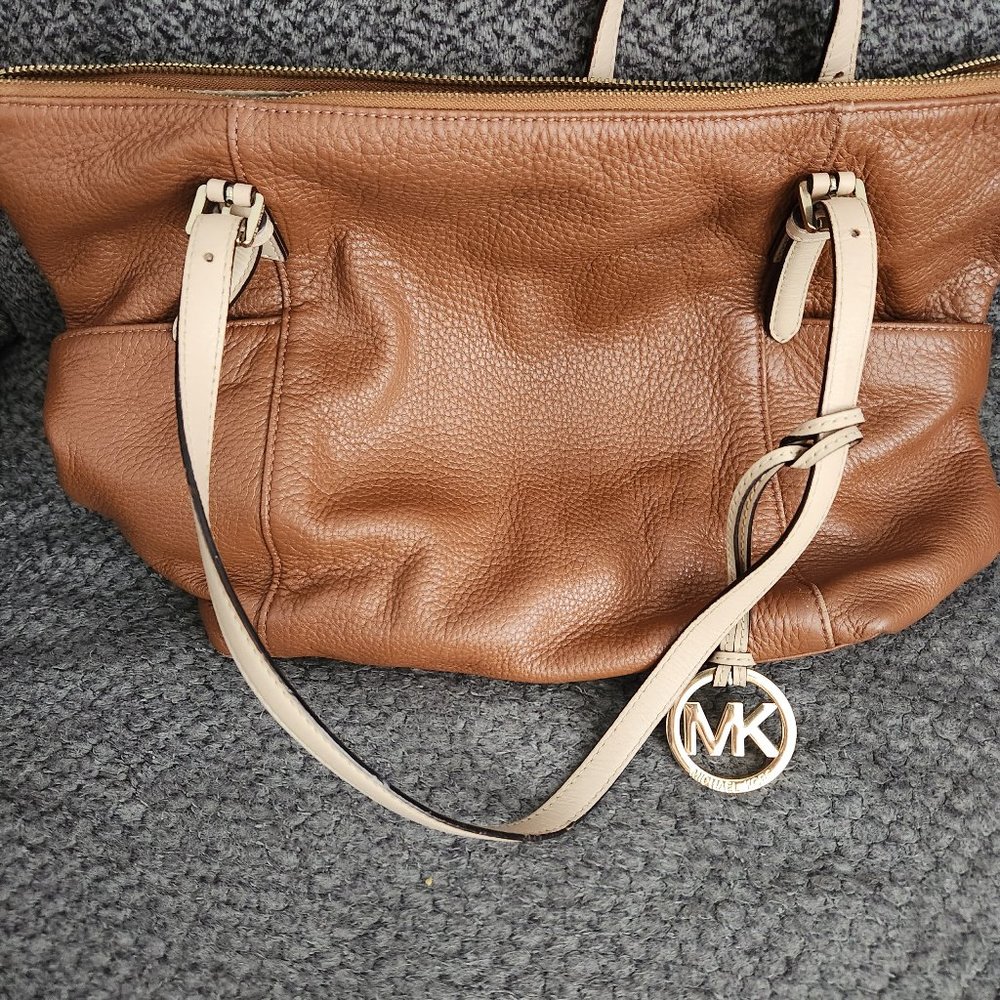 MK purse